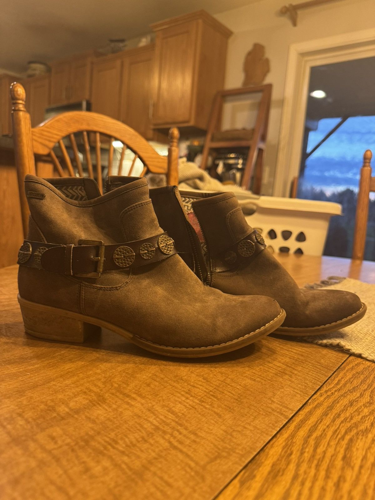 Other Stylish Roxy boots Size US 8 / IT 38 - 1 Thumbnail