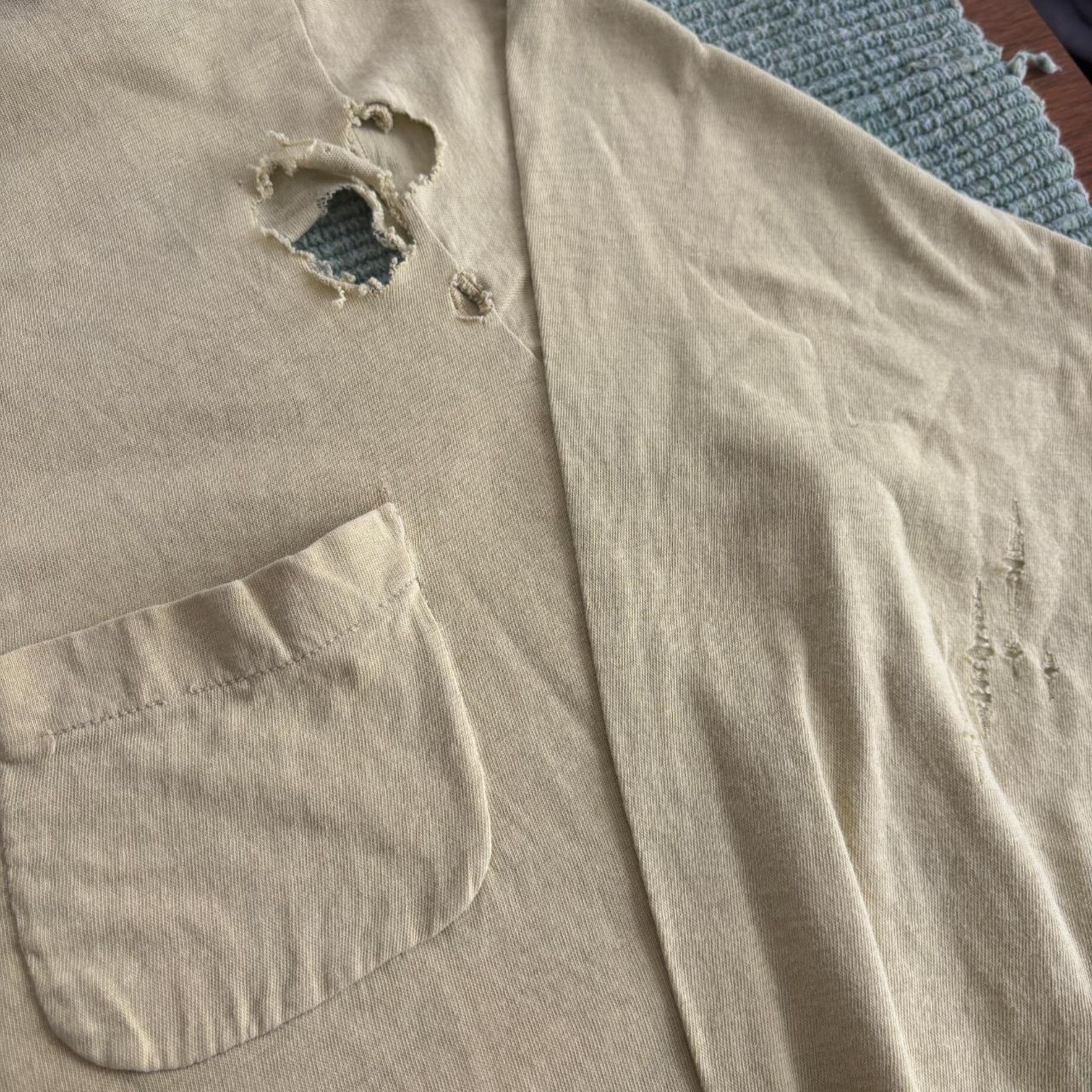 Vintage True vintage 70s thrashed munsingwear long sleeve pocket tee Size US L / EU 52-54 / 3 - 4 Thumbnail