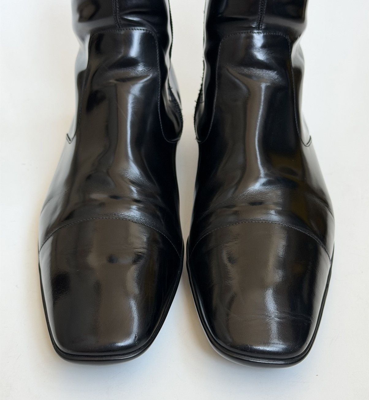 GUCCI Tom Ford 2004 Square Toe Engraved Logo Leather Boots