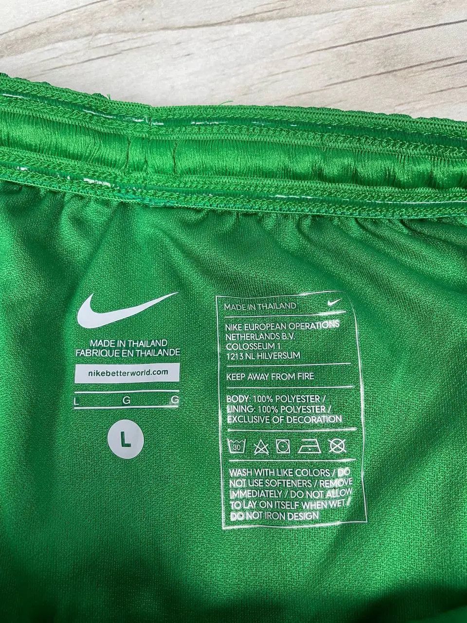 Nike Nike Celtic FC Player Issue #49 Shorts Football Soccer Size US 36 / EU 52 - 7 Thumbnail