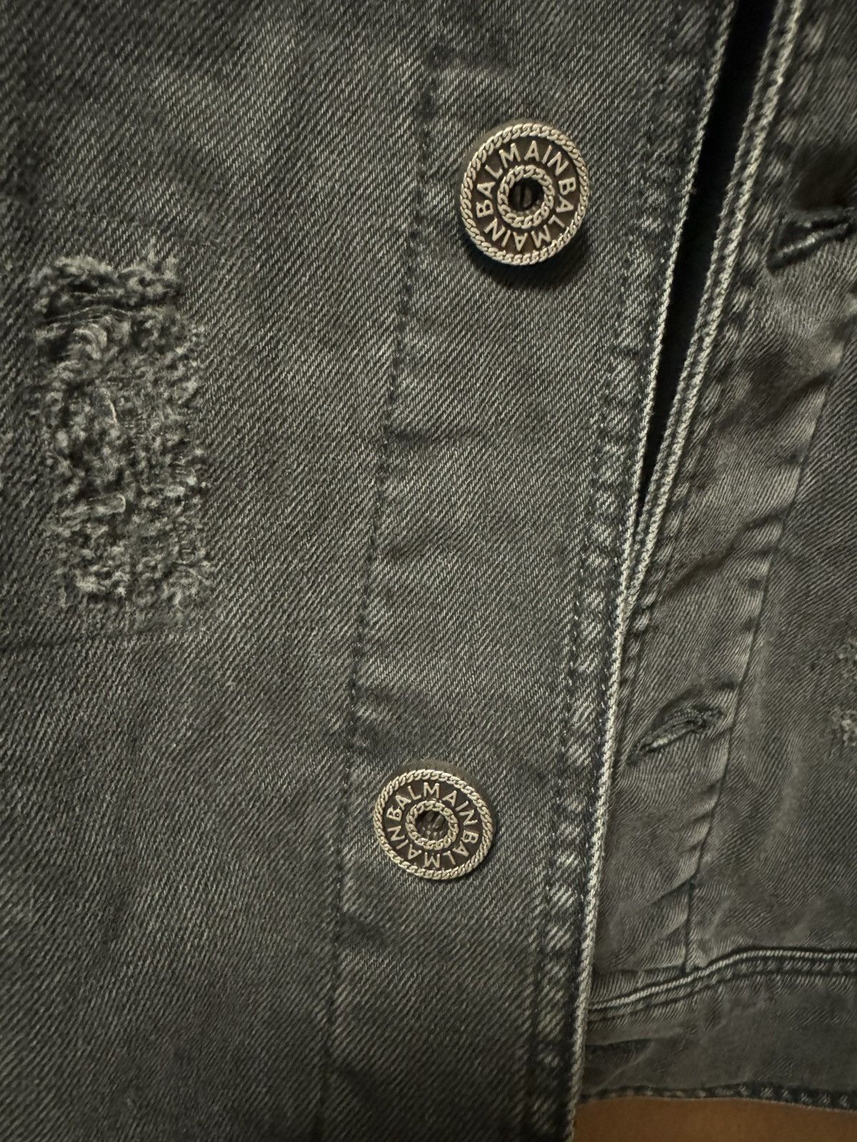 Balmain Balmain Distressed Denim Jacket Size US M / EU 48-50 / 2 - 6 Thumbnail