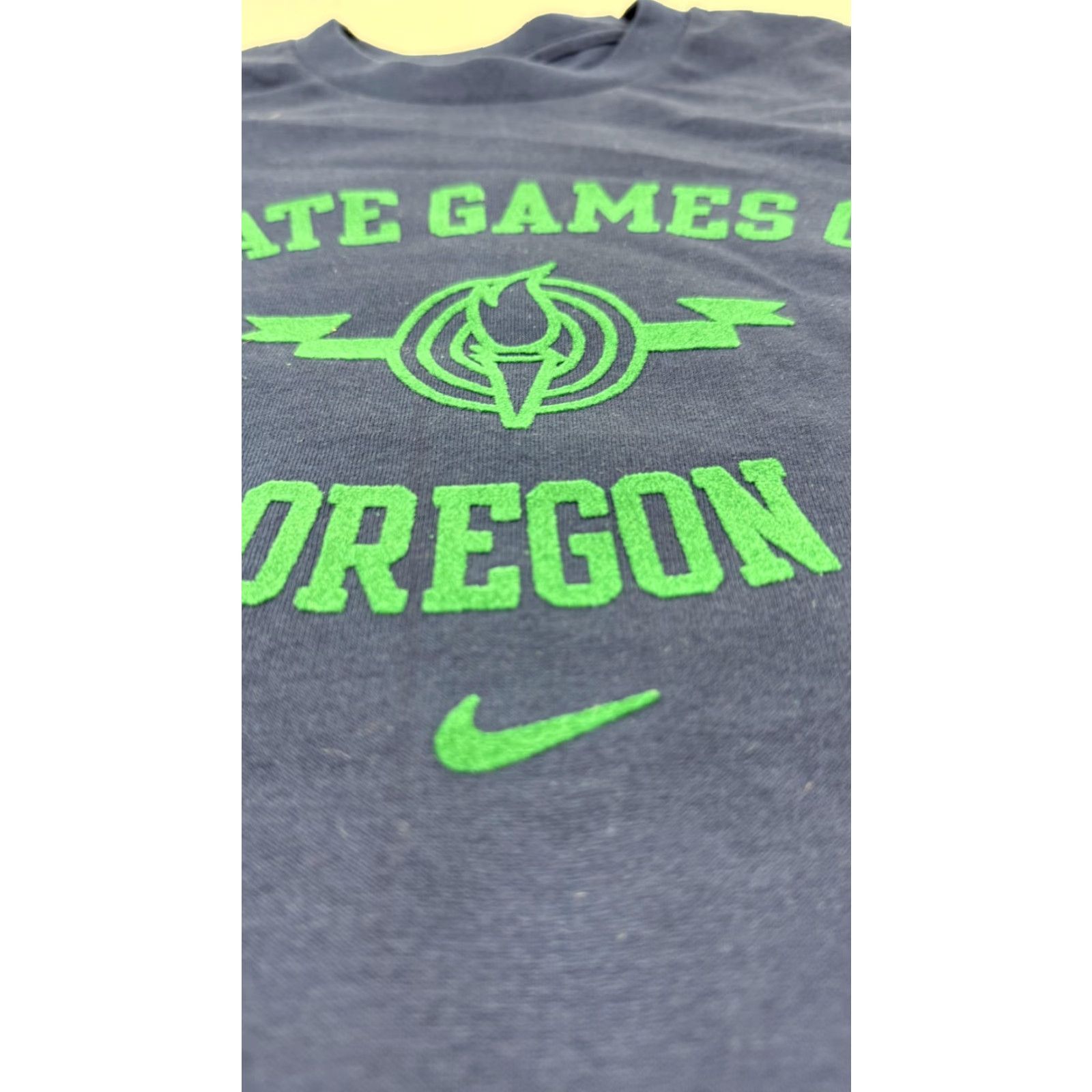 Nike VINTAGE Nike Shirt Mens Small Navy Blue State Games Of Oregon Graphic 2000s Crew Neck Short Sleeve Sports Tee Mens S Navy Blue Graphic Print Oregon 04 Size US S / EU 44-46 / 1 - 3 Thumbnail