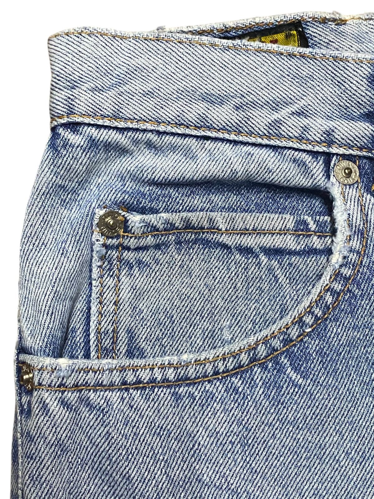 Edwin Vintage Edwin Light Wash Distressed Straight Fits Jeans Size US 30 / EU 46 - 6 Thumbnail