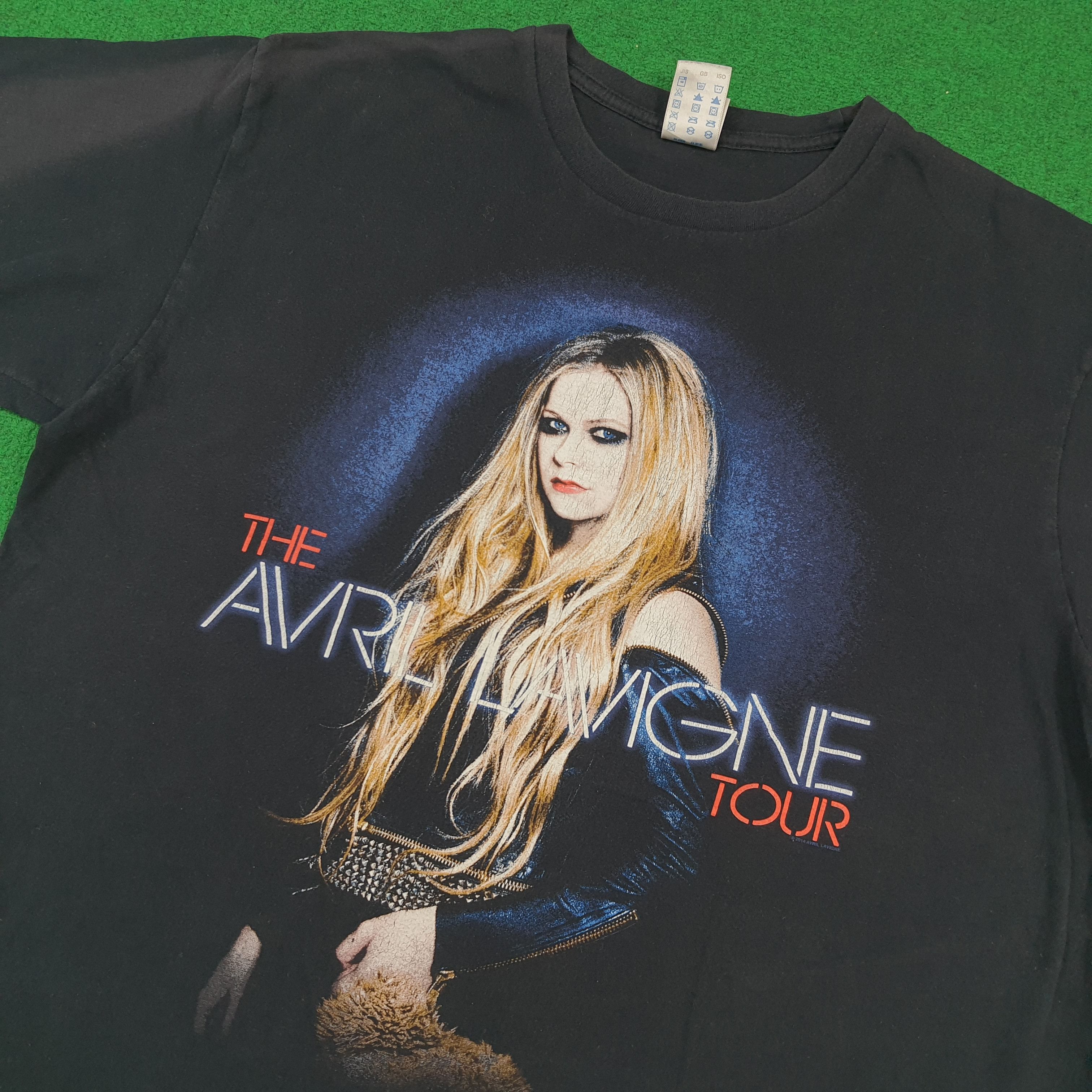 Band Tees Vintage The Avril Lavigne Tour 2014 Graphic Tee C301N46 Size US M / EU 48-50 / 2 - 2 Thumbnail