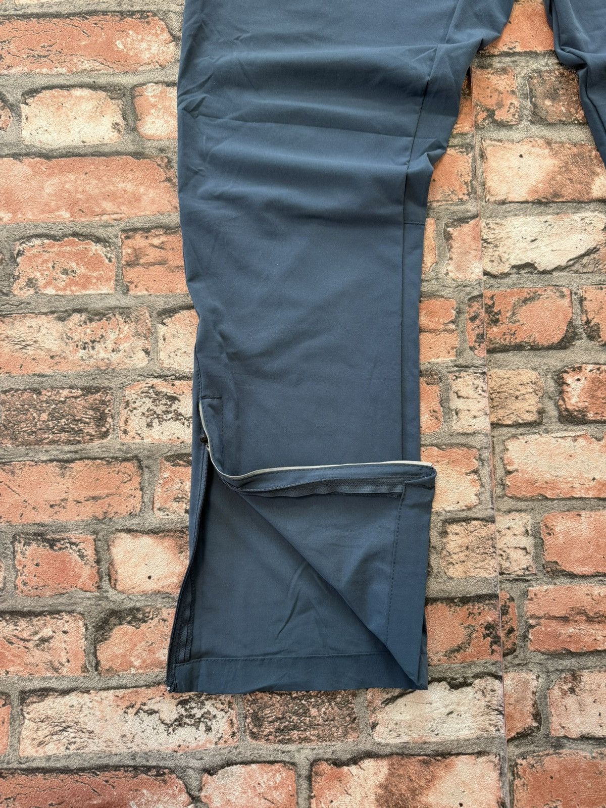 New Balance 90’s NEW BALANCE RARE ZIP LOGO Y2K RETRO NYLON TRACK PANTS Size US 32 / EU 48 - 6 Thumbnail
