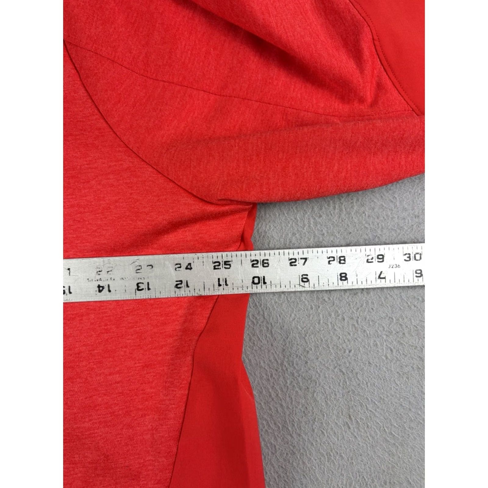 Under Armour Under Armour Pullover Mock Neck Zip Red 2XL Men’s Golf Long Sleeve Casual Performance Size US XXL / EU 58 / 5 - 7 Thumbnail