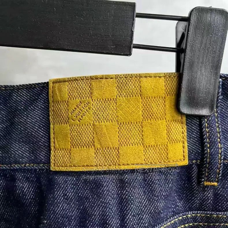 Louis Vuitton Louis Vuitton Blue monogrammed Logo embroidered flared jea Size US 27 - 7 Thumbnail
