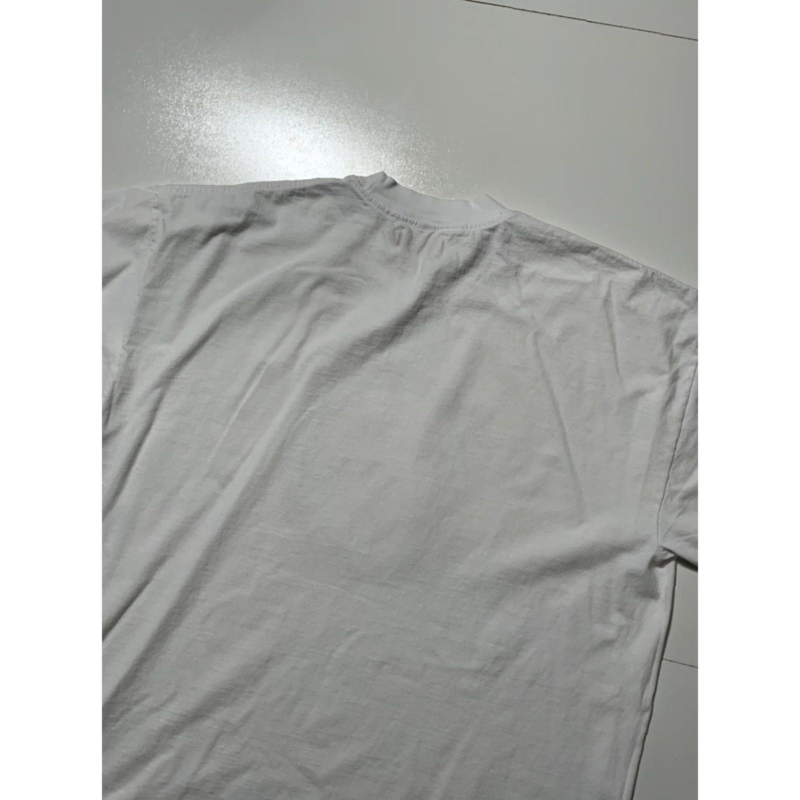 Vintage Little Africa People Of The World Soul Made Global Puff Print T-Shirt XL Men White Crew Neck XL Shirts Mens Size US XL / EU 56 / 4 - 5 Thumbnail