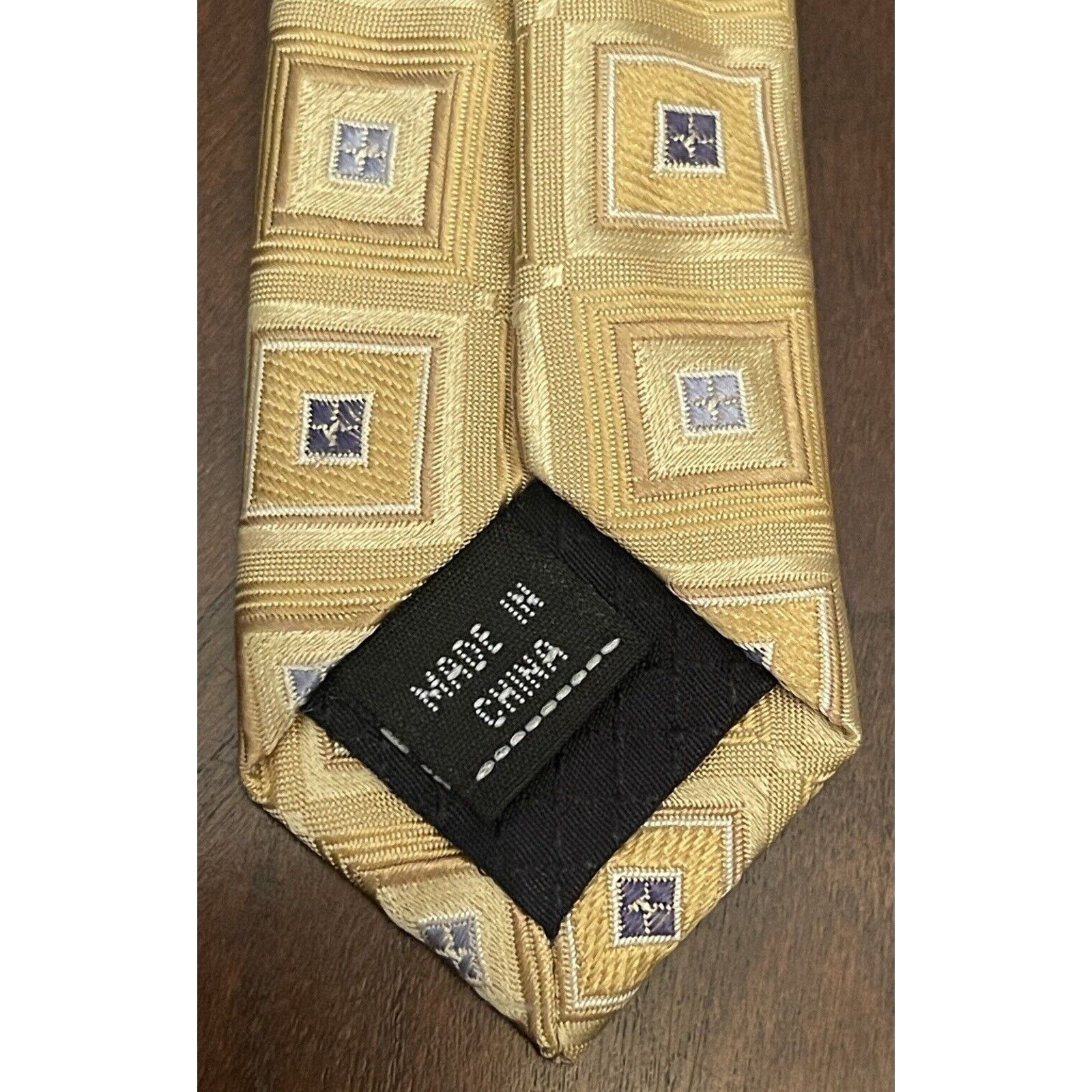 Club Room Club Room Gold Blue 100% Silk Men’s Neck Tie Made In China Size ONE SIZE - 7 Thumbnail
