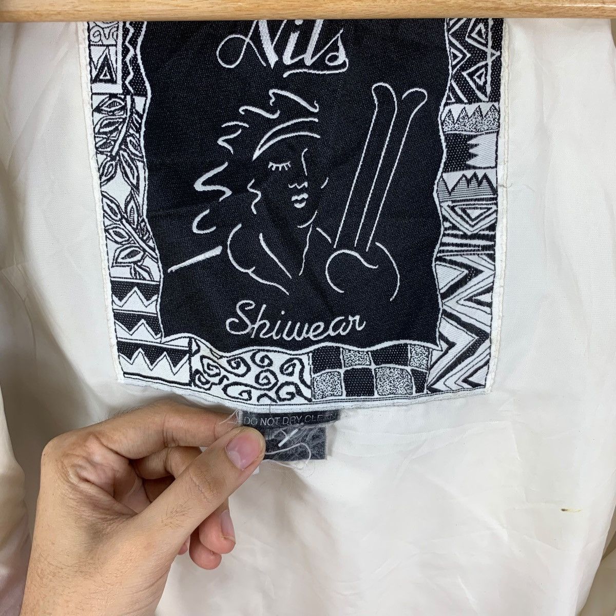 Vintage Vintage NILS SHIWEAR SKI Winter Paisley Outdoor Jacket Heavy Size M / US 6-8 / IT 42-44 - 11 Thumbnail