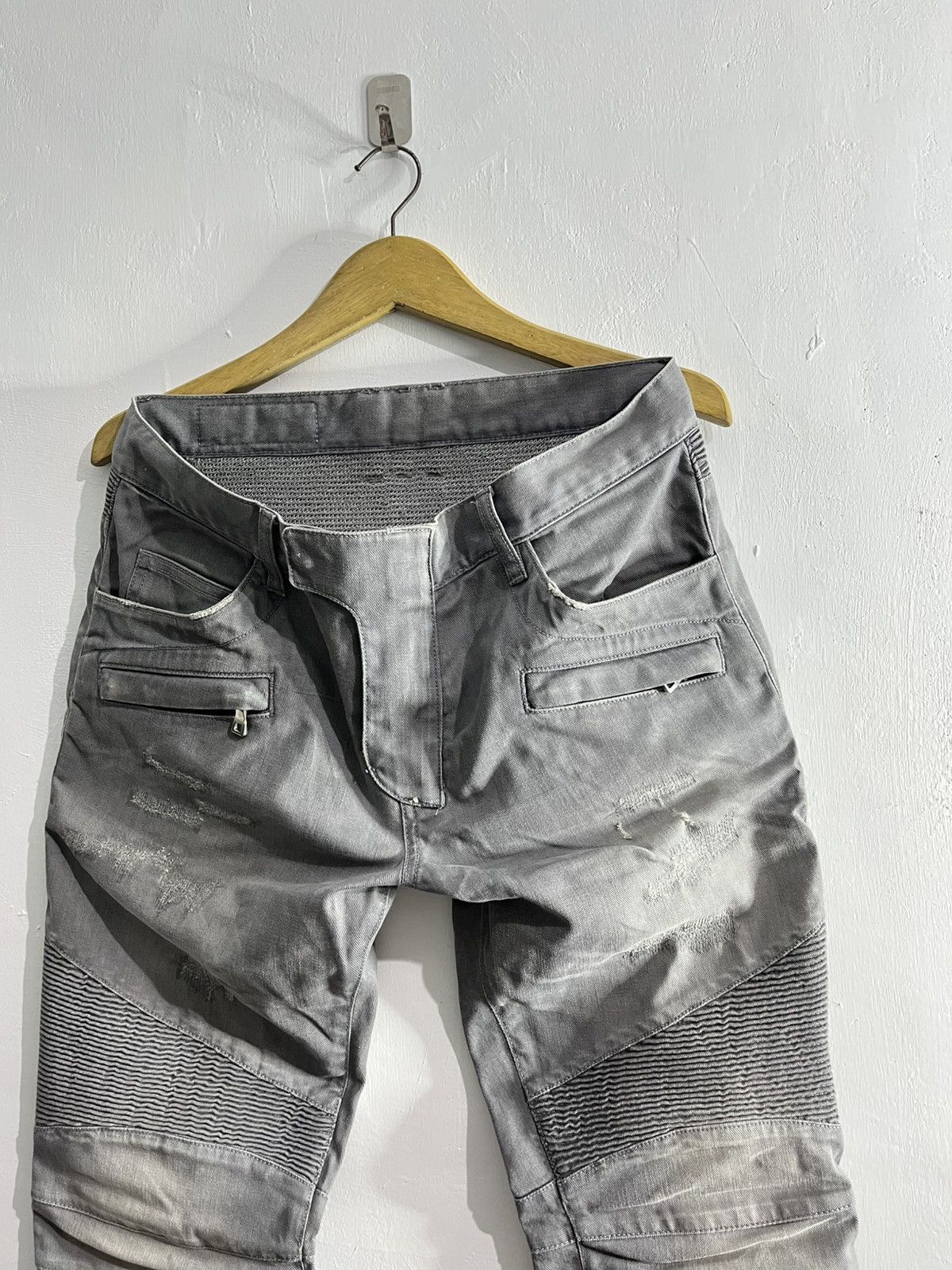 Balmain Christophe decarnin distressed gray biker jeans Size US 28 / EU 44 - 4 Thumbnail