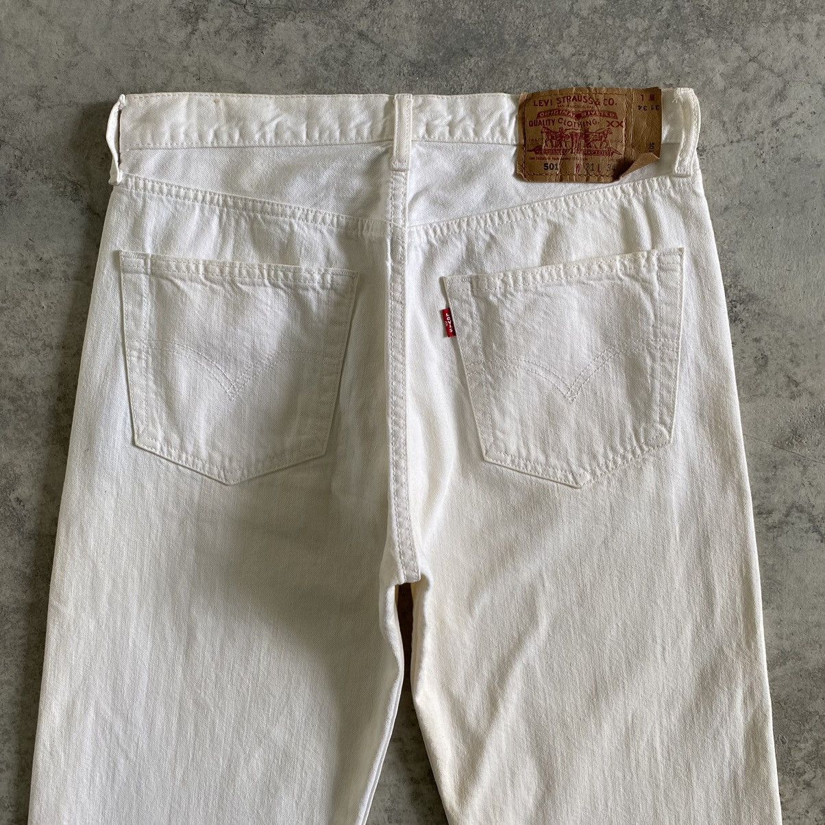 Levi's Size 30x34 Vintage 2004 Levi’s 501 Off White Denim Jeans Size US 30 / EU 46 - 14 Thumbnail