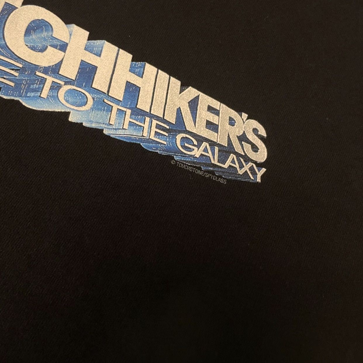 Disney VINTAGE Hitchhiker's Guide To The Galaxy Movie Promo Tee Shirt XL Black Mens T-Shirt 90s Disney Size US XL / EU 56 / 4 - 3 Thumbnail