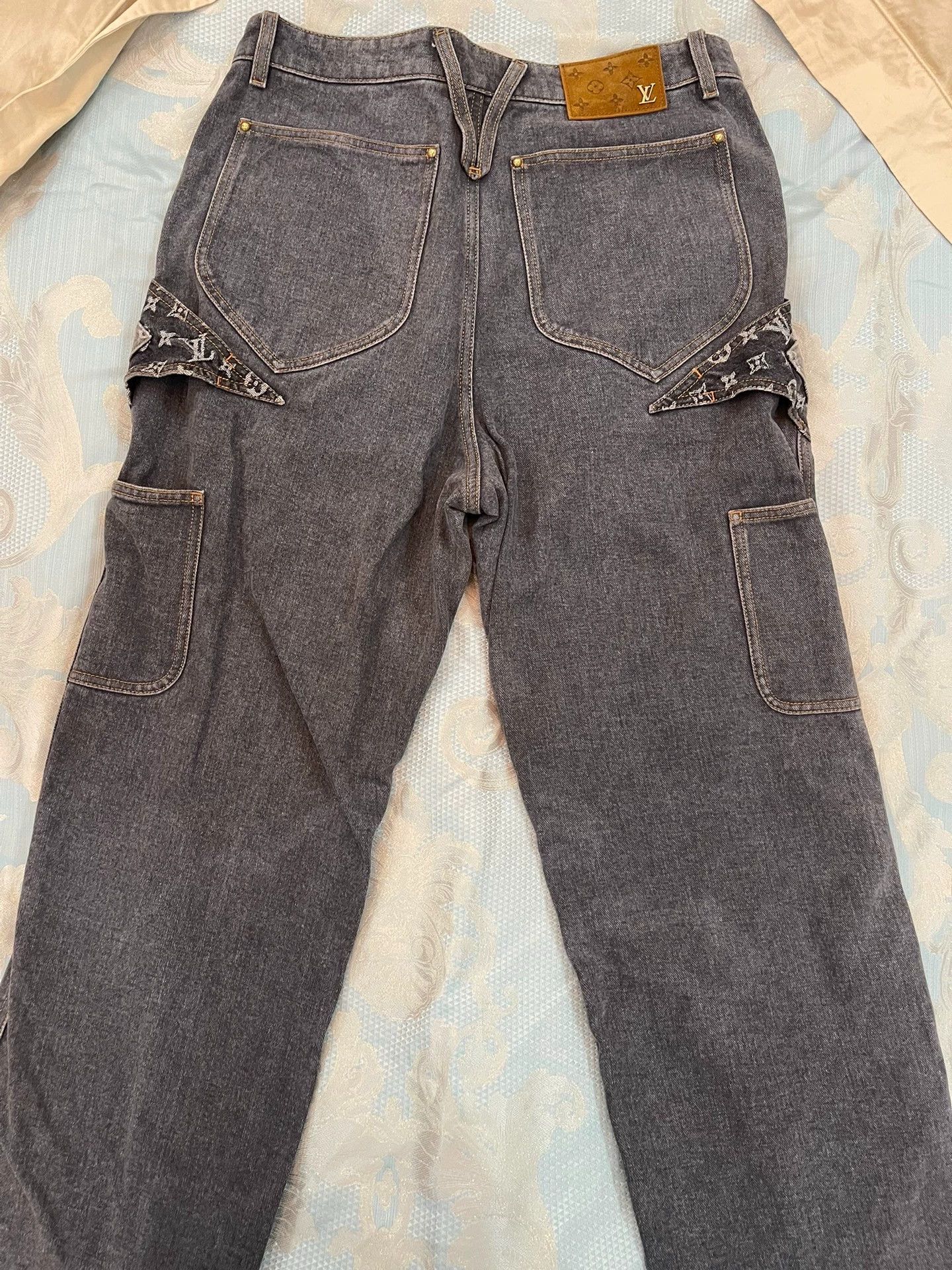 Louis Vuitton LV Monogram Full Logo Jeans 32 NWT Authentic Size US 32 / EU 48 - 3 Thumbnail