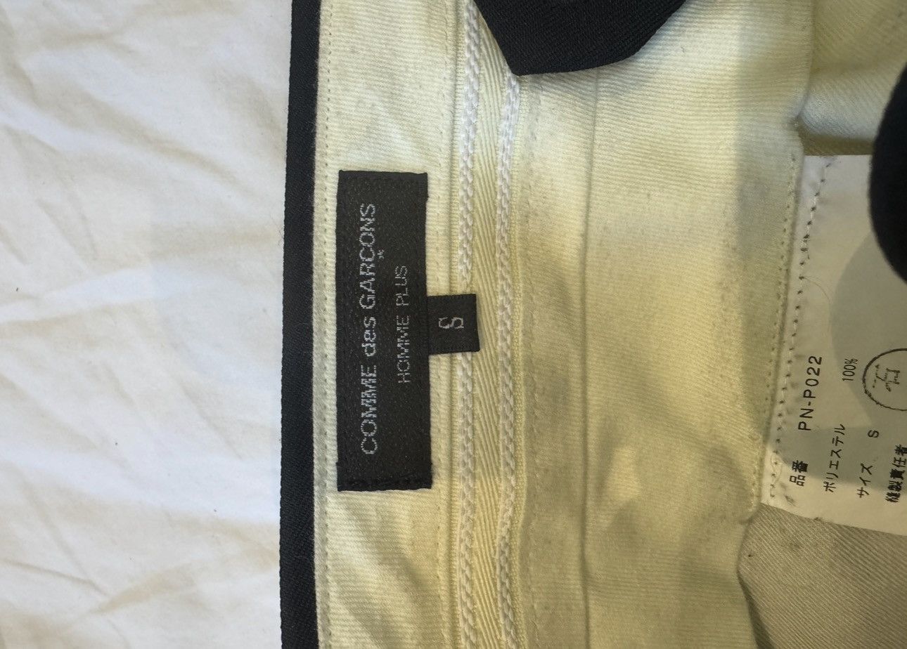 Comme des Garcons COMME DES GARÇONS Gabardine Pleated Shorts Size US 30 / EU 46 - 3 Thumbnail