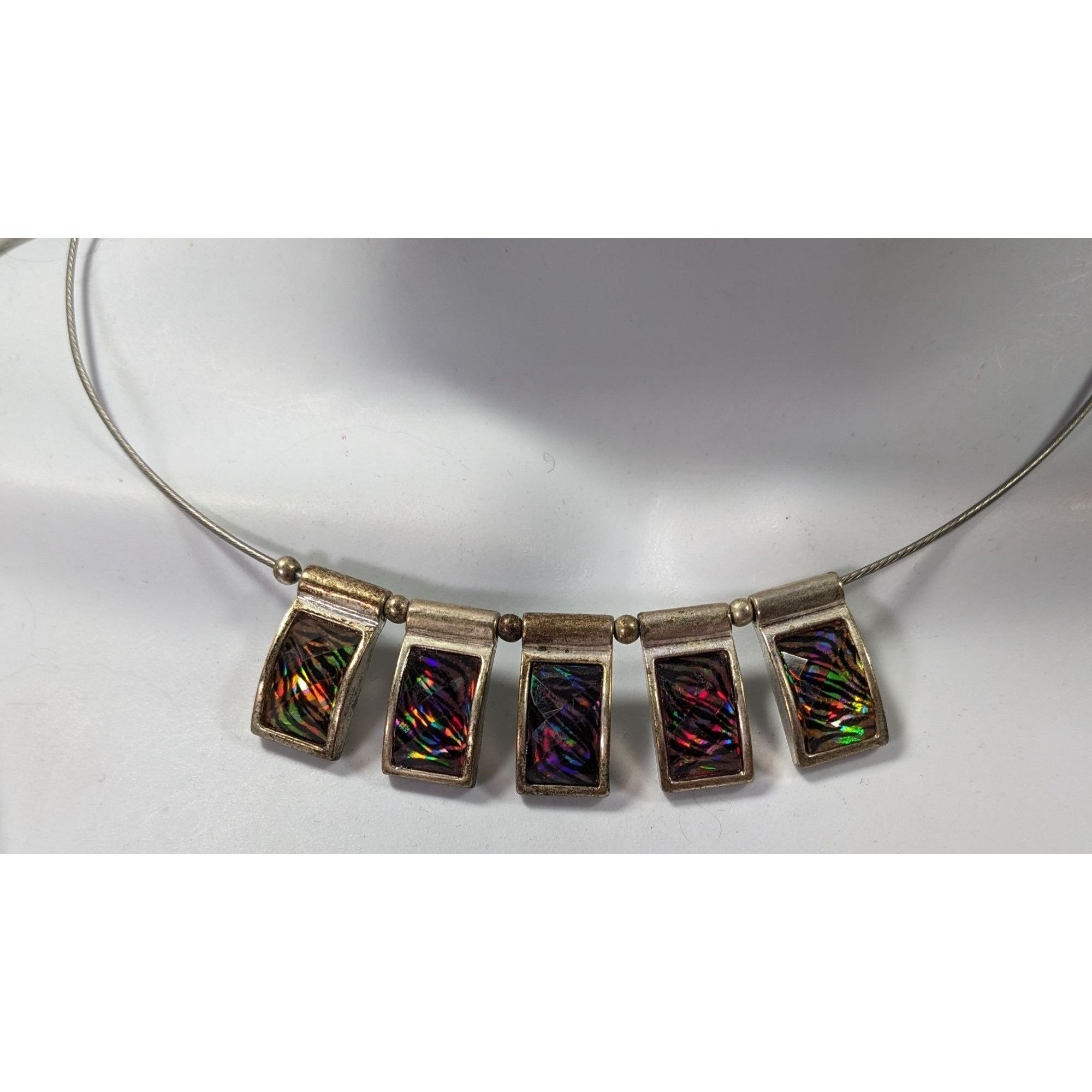 Other Rainbow Holographic Tiger Stripe Silver Tone Charm Necklace Size ONE SIZE - 7 Thumbnail