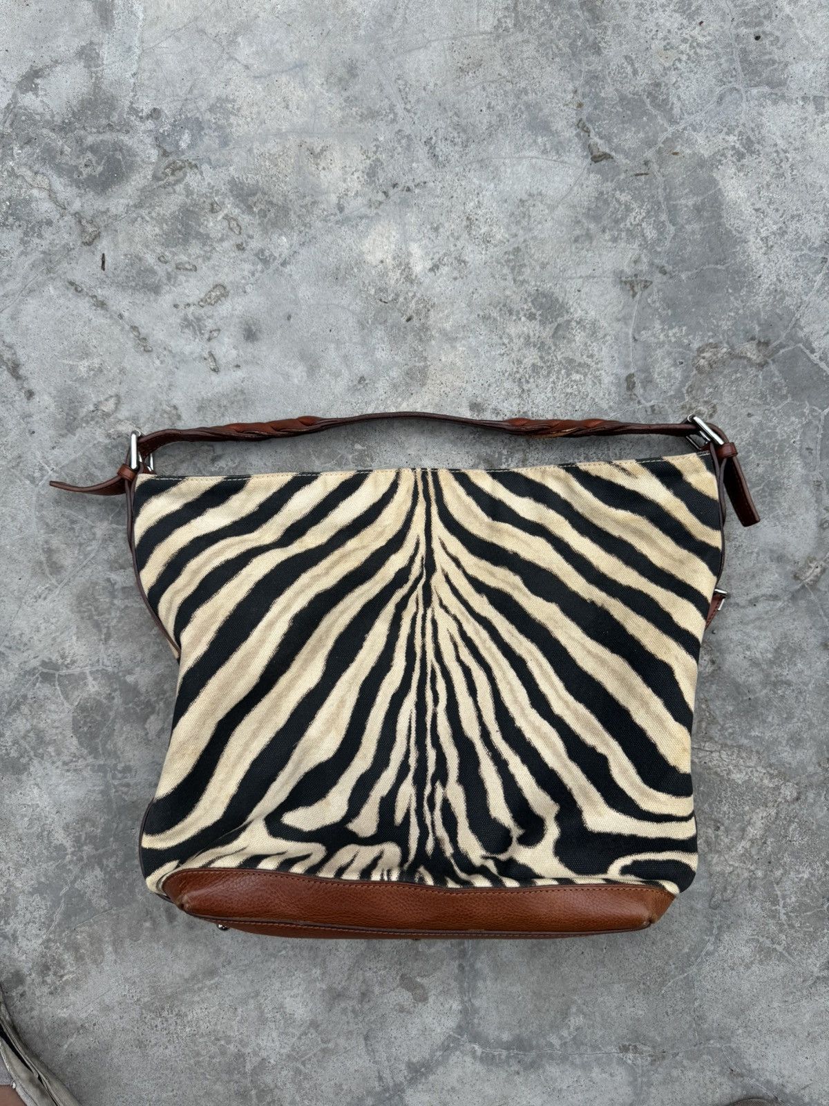 Ralph Lauren Ralph Lauren Leather Zebra Pattern Shoulder Size ONE SIZE - 2 Thumbnail
