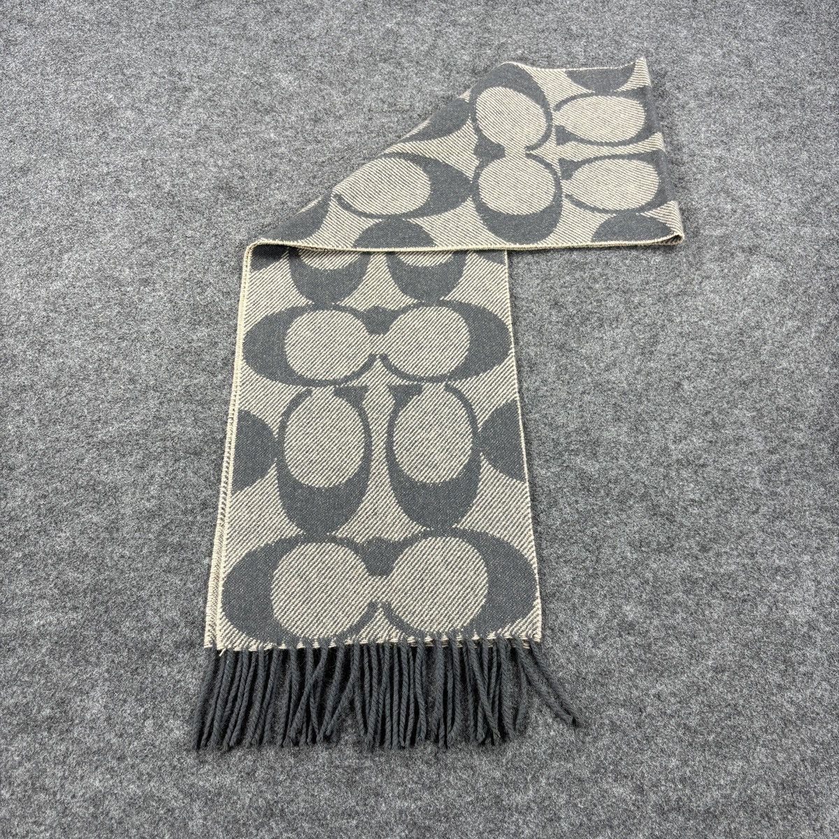 Coach Coach Scarf # D768 # Muffler # Neckwear Size ONE SIZE - 9 Thumbnail