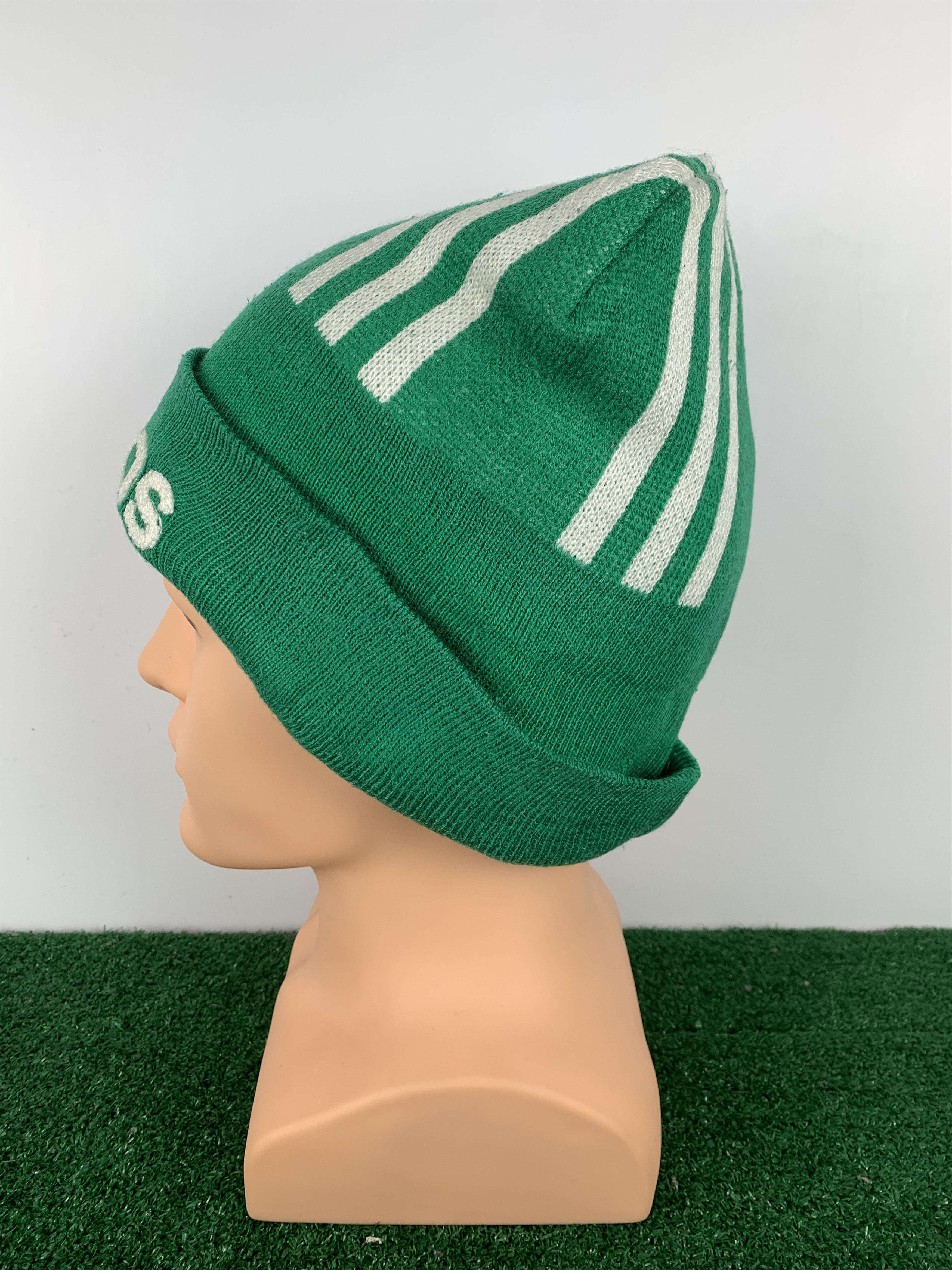 Adidas Vintage Adidas Trefoil Beanie Hat BA0010 Size ONE SIZE - 3 Thumbnail