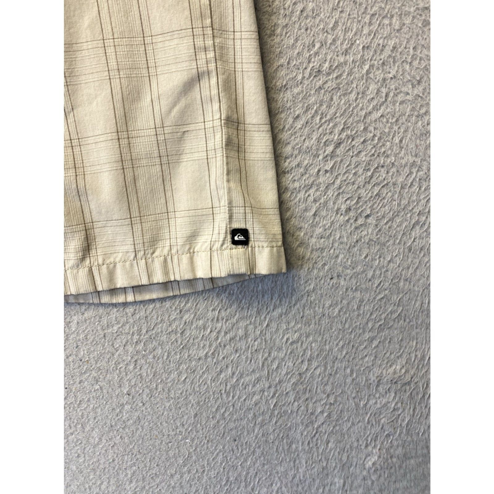 Quiksilver Quicksilver Men Shorts - Cargo Quick Dry Plaid Light Brown, 32 Inseam 9, Regular, Outdoor Sports, Casual, Zipper Closure, Pocketed, Polyester Blend Size US 32 / EU 48 - 2 Thumbnail