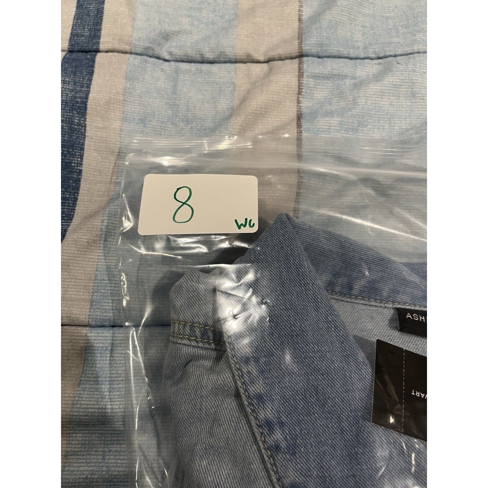 Other Ashley Stewart Women's 18/20 button cropped denim jacket NWT Size XXL / US 16-18 / IT 52-54 - 9 Thumbnail