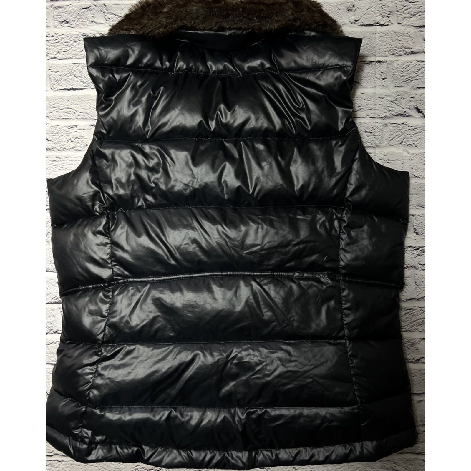 Eddie Bauer Eddie Bauer Women’s Vest Puffer Vest Black Down Faux Fur Collar M EXCELLENT Regular Sleeveless Zip Snap Size M / US 6-8 / IT 42-44 - 5 Thumbnail