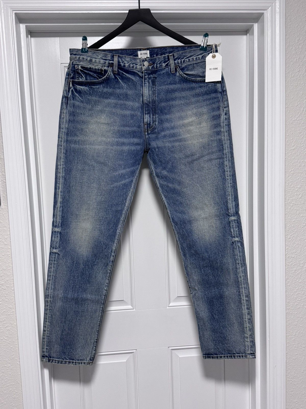 RE/DONE RE/DONE Men’s 90s Slim Fit Jeans Mid Worn Light Blue Denim Size US 36 / EU 52 - 2 Thumbnail