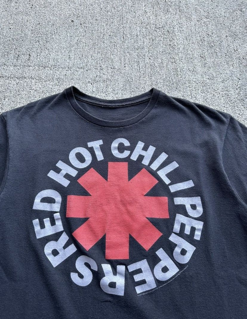 Band Tees × Vintage 2000s Red Hot Chilj Peppers Tee Size US M / EU 48-50 / 2 - 3 Thumbnail