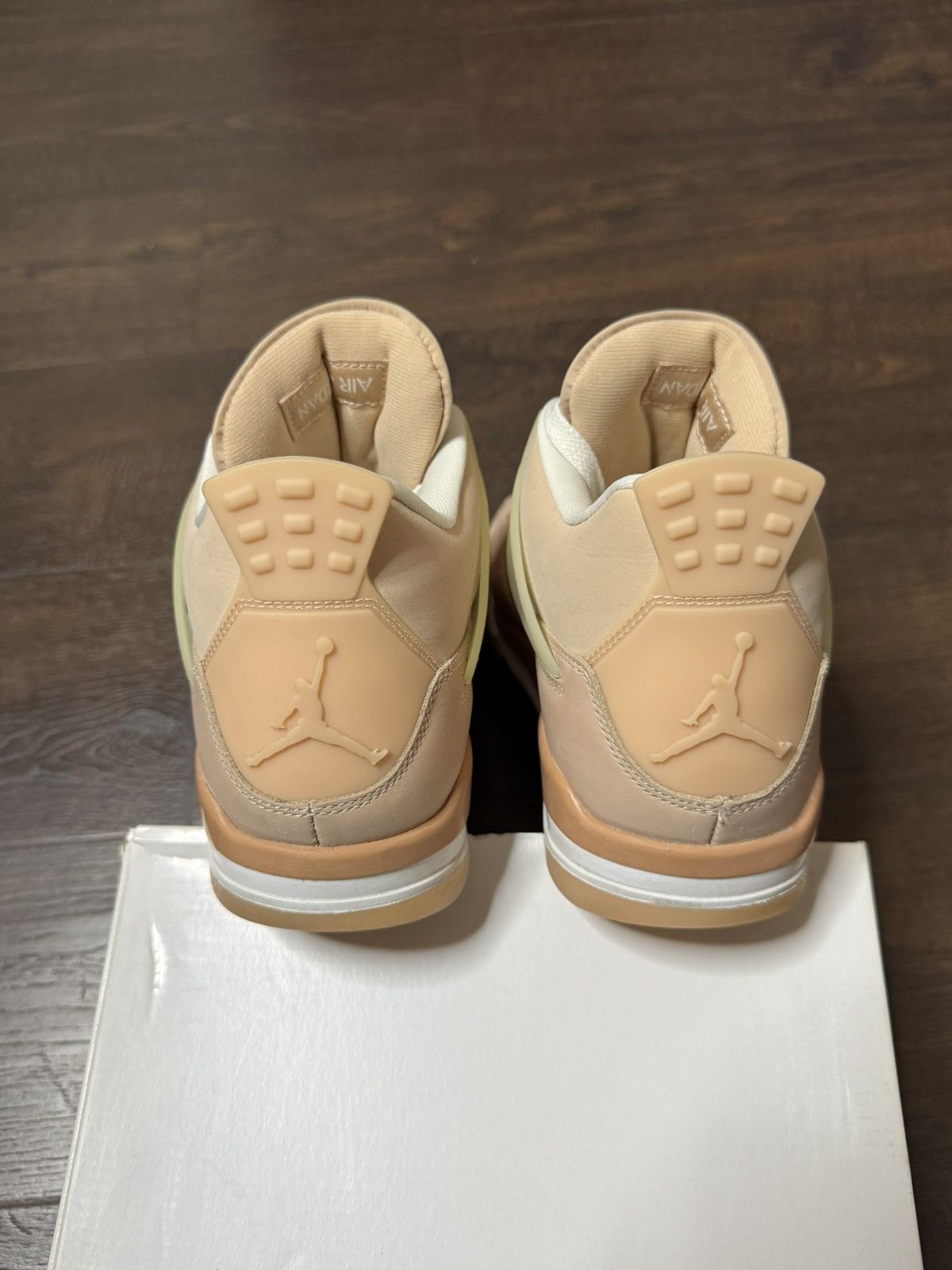 Jordan Brand Jordan 4 Retro Shimmer 10.5 Mens/12 Womens Fast Shipping Size US 10.5 / EU 43-44 - 5 Thumbnail