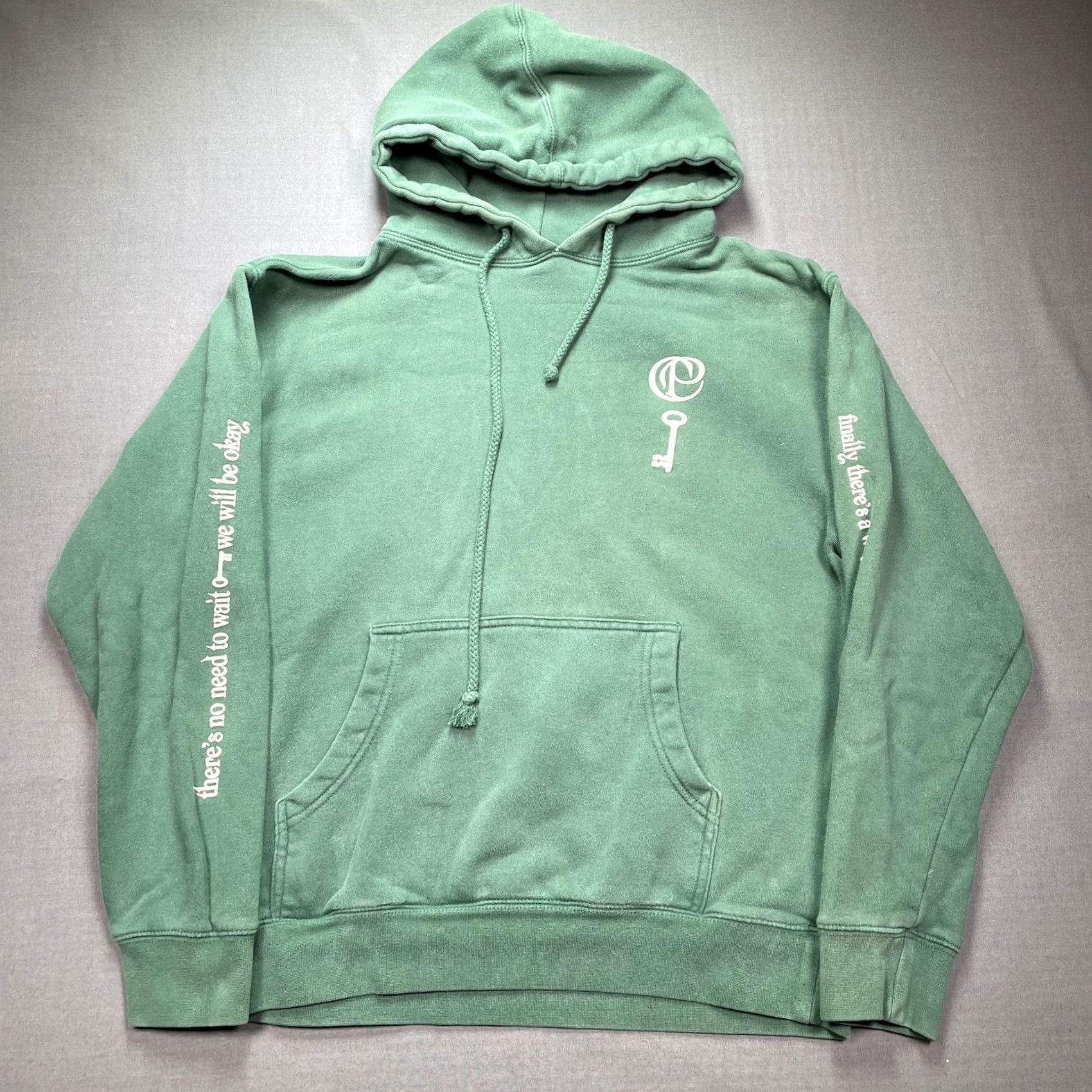 Vintage VINTAGE Caroline Polachek Hoodie Mens L Green Gate Graphic Lyric Sleeve Fleece Size US L / EU 52-54 / 3 - 5 Thumbnail