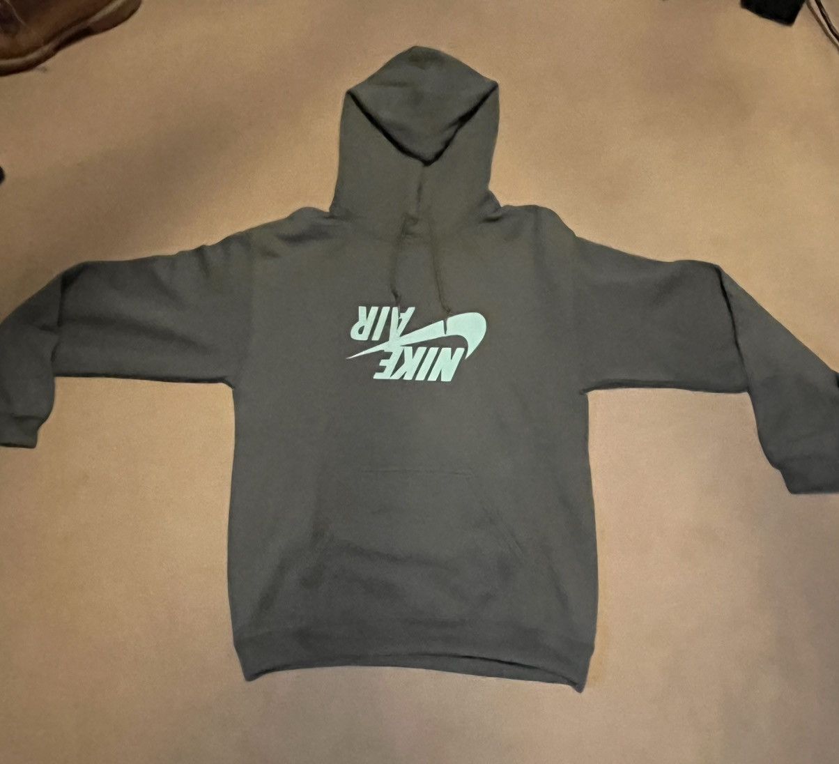 Jordan Brand × Travis Scott Cactus Jack x Jordan Hoodie Size US S / EU 44-46 / 1 - 1 Thumbnail