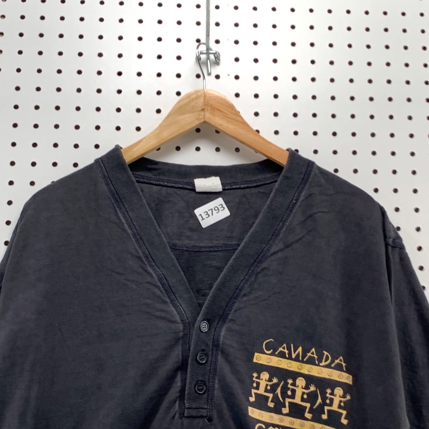 Vintage Canada Get Funky Niagara Funky Falls Black Long Sleeve 1/4 Button Henley Shirt L Size L / US 10 / IT 46 - 3 Thumbnail