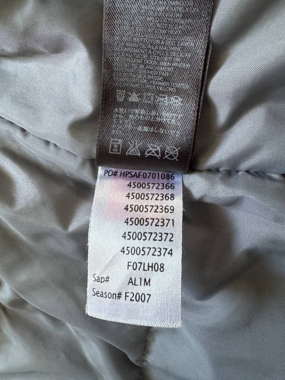 The North Face The North Face HyVent Hooded Rain Jacket Hiking Outdoors Size S / US 4 / IT 40 - 14 Thumbnail