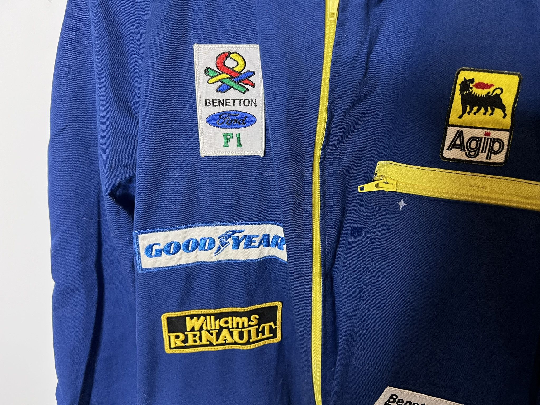 Red Bull VINTAGE RED BULL F1 TEAM AGIP MECHANIC'S SUIT JUMPSUIT Size US M / EU 48-50 / 2 - 4 Thumbnail