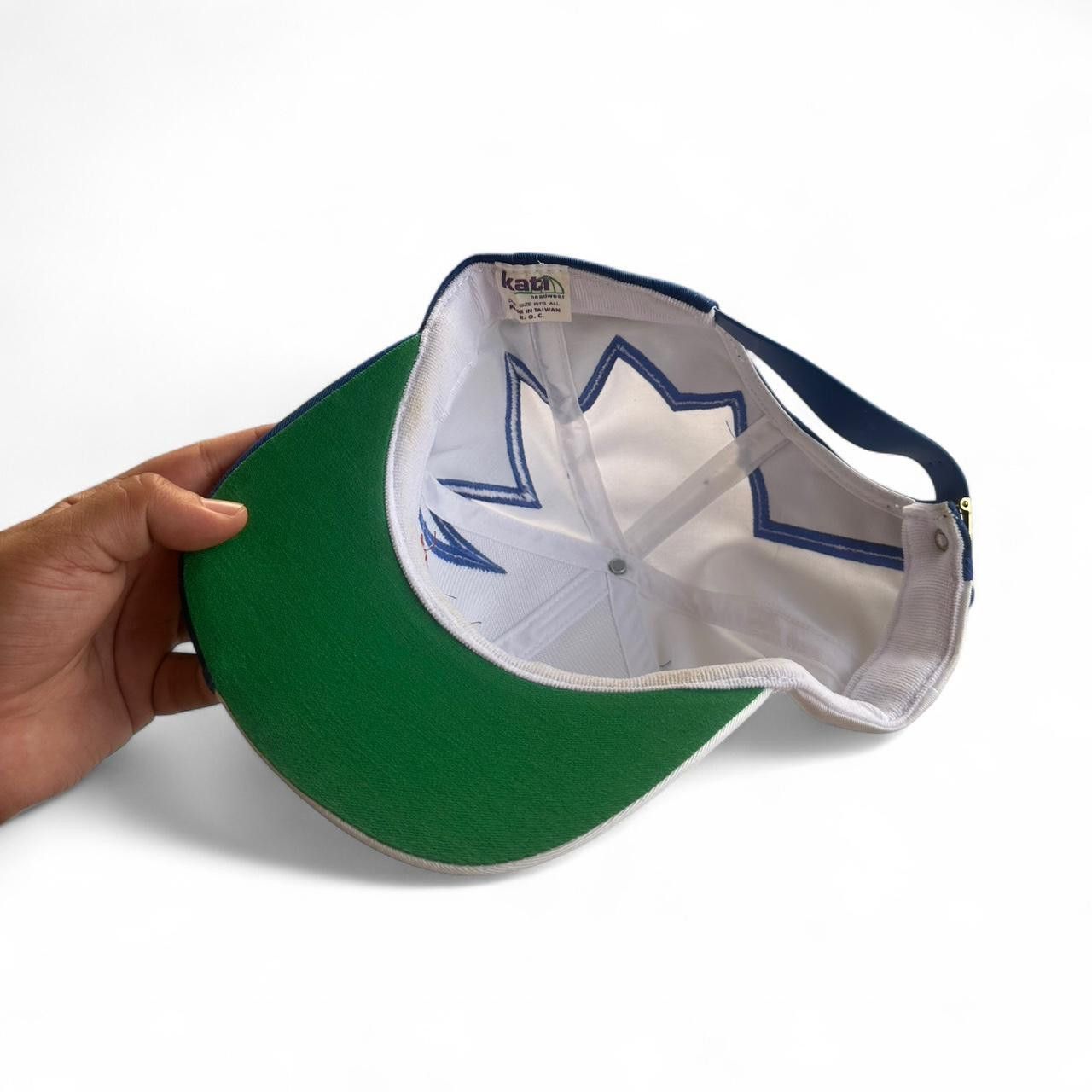 Vintage Vintage 80s SHARKTOOTH Arco hat white and blue VTG TRUE SHAR Size ONE SIZE - 4 Thumbnail