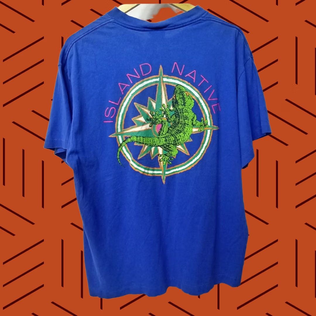 Vintage St. John's Bay Blue Graphic Print T-Shirt Short Sleeve Men L Crew Neck Island Native Logo Graphic Print T-Shirt ISLAND NATIVE Vintage No Size US L / EU 52-54 / 3 - 1 Thumbnail