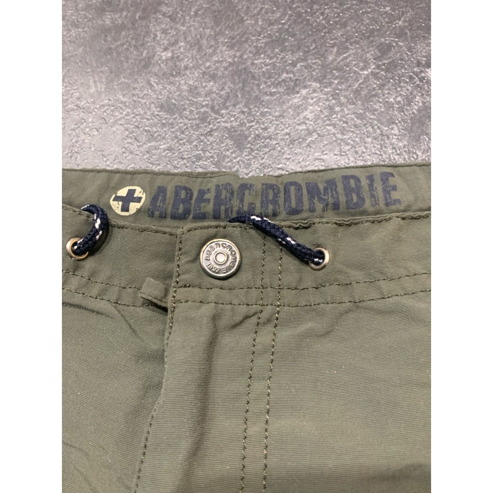 Abercrombie & Fitch Abercrombie & Fitch Womens Green Shorts Large L Size 36" / US 14 / IT 50 - 4 Thumbnail