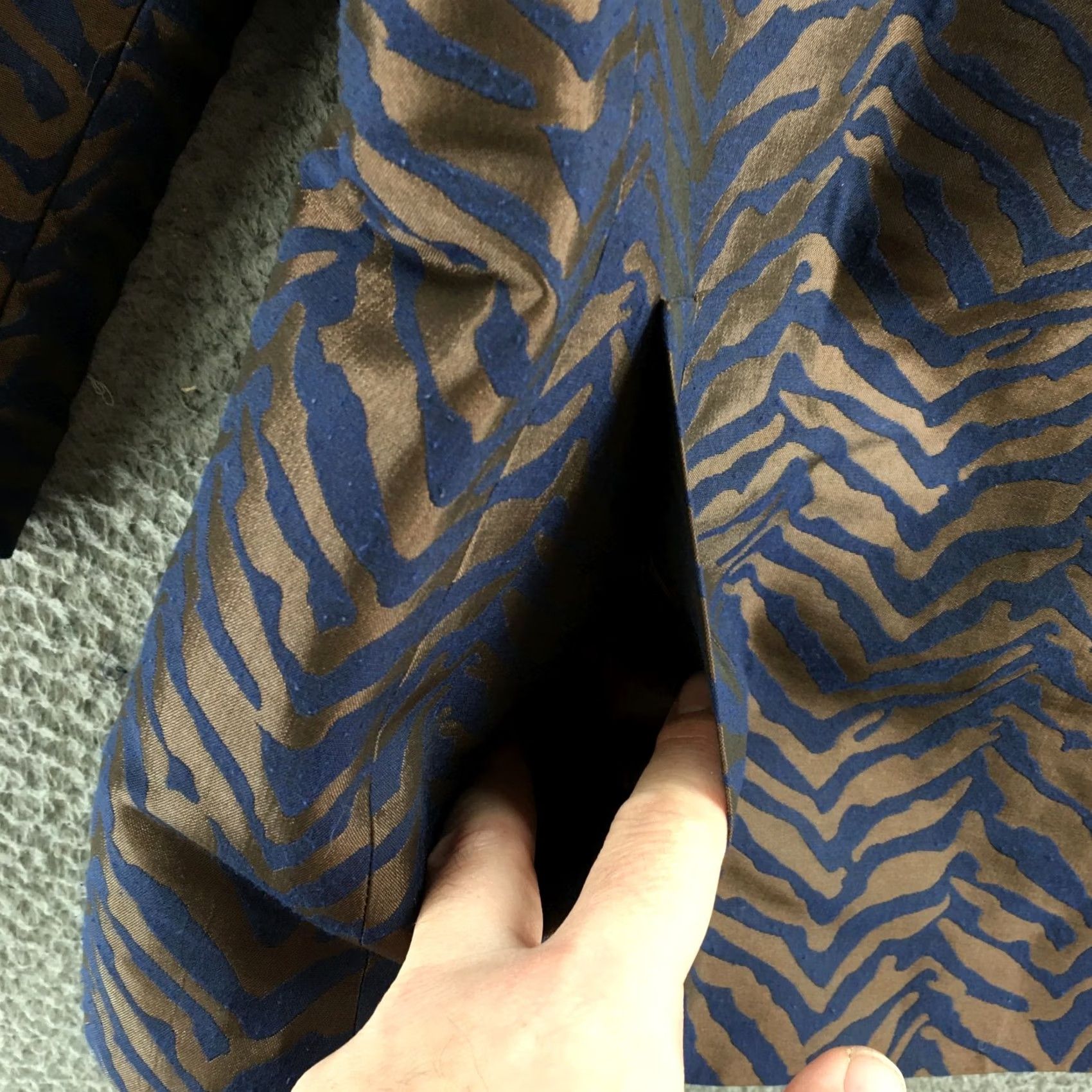 Michael Kors Michael Kors Blouse Women 12 Blue Brown Animal Jacquard 3/4 Sleeve Top Size XL / US 12-14 / IT 48-50 - 4 Thumbnail