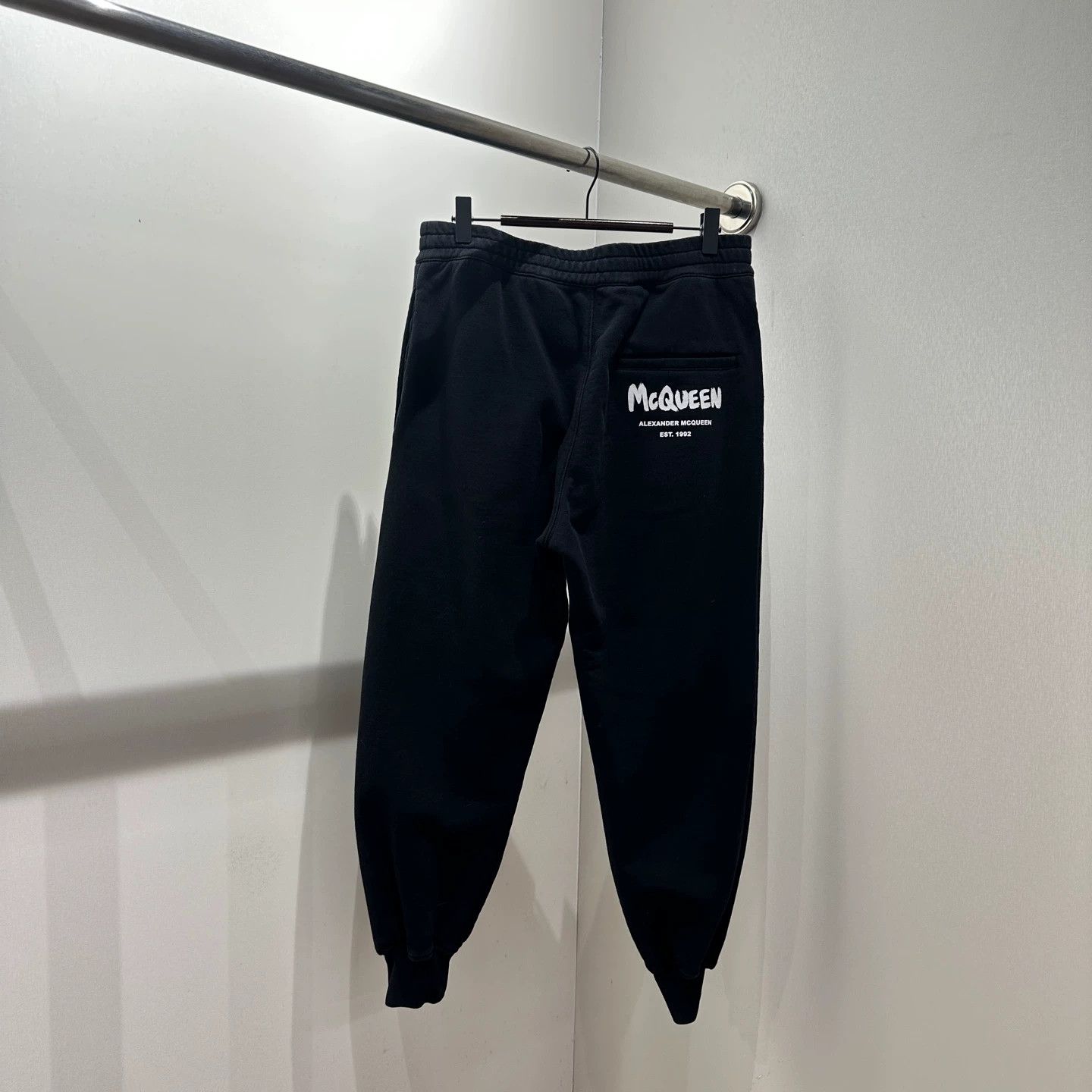 Alexander McQueen Alexander Mcqueen logo drawstring track pants 40 Size US 26 / EU 42 - 1 Thumbnail