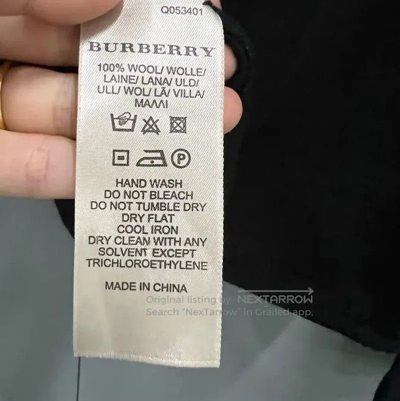 Burberry Burberry Black Wool Long Sleeve Sweater for Women. Size M / US 6-8 / IT 42-44 - 5 Thumbnail