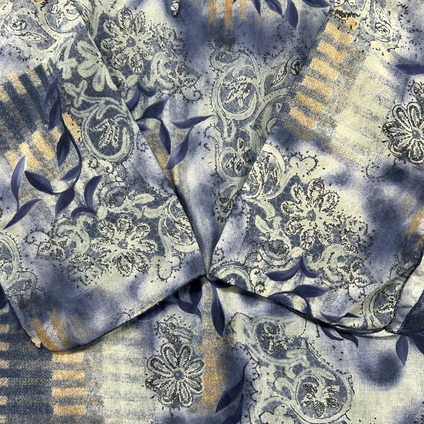 Vintage VINTAGE Maria Gabrielle Top Womens 2X Blue Long Sleeve Floral Paisley USA Y2K Womens Blue Paisley Long Sleeve V-Neck T-Shirt - 2X - USA - Lightweight Size XXL / US 16-18 / IT 52-54 - 3 Thumbnail