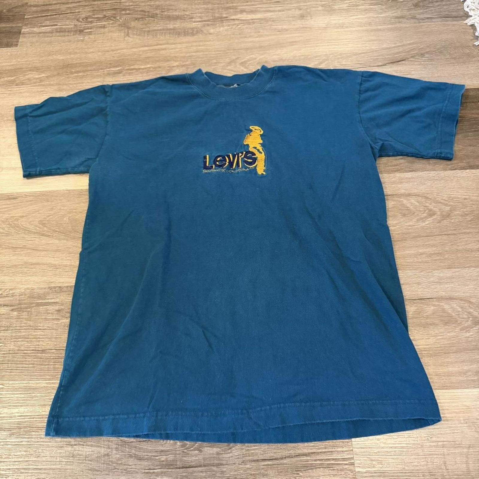 Levi's vintage Levi’s San Francisco cowboy embroidered t shirt 90s Size US M / EU 48-50 / 2 - 3 Thumbnail