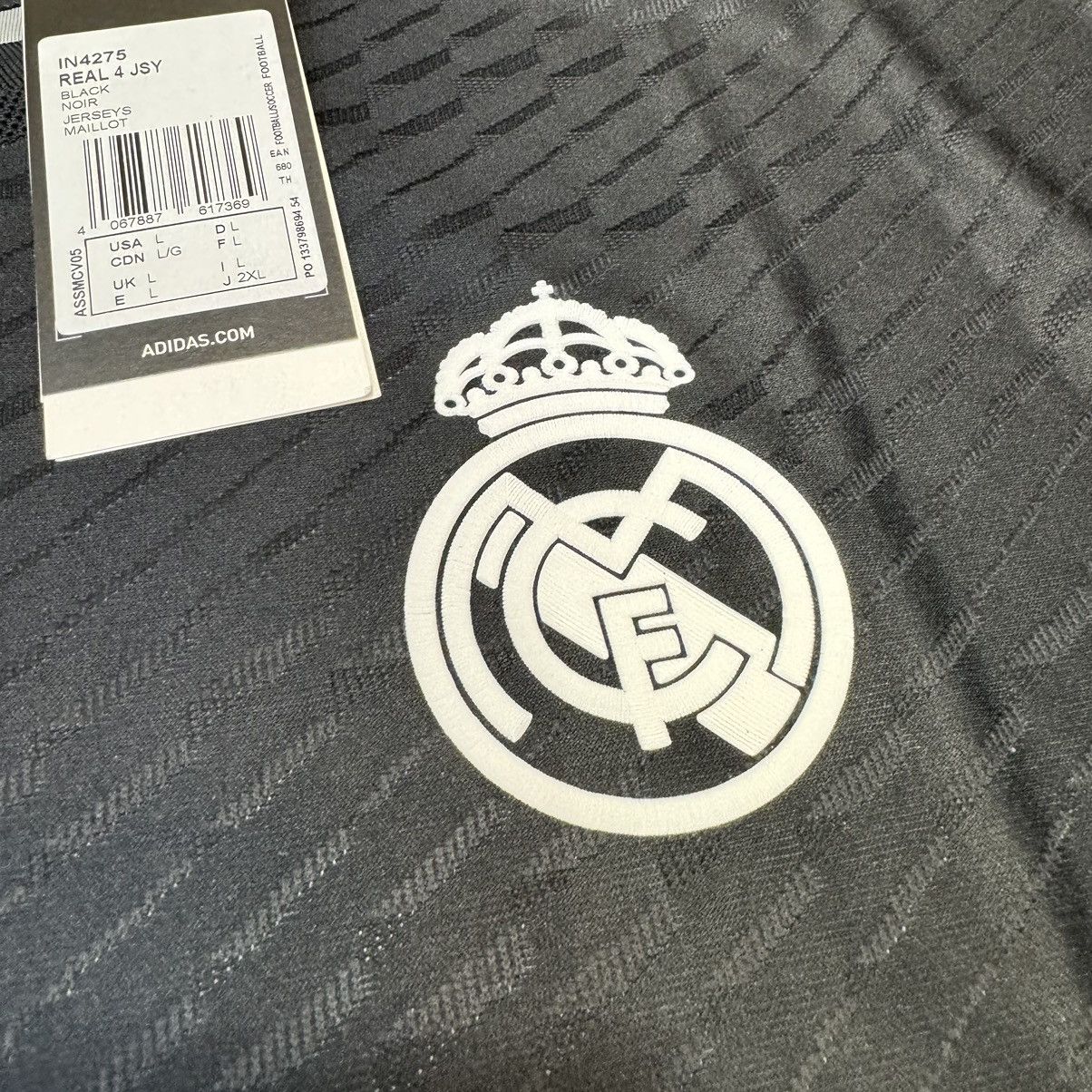 Adidas × Y-3 × Yohji Yamamoto Real Madrid 23/24 player issue Y-3 special #5 Bellingham Size US L / EU 52-54 / 3 - 9 Thumbnail