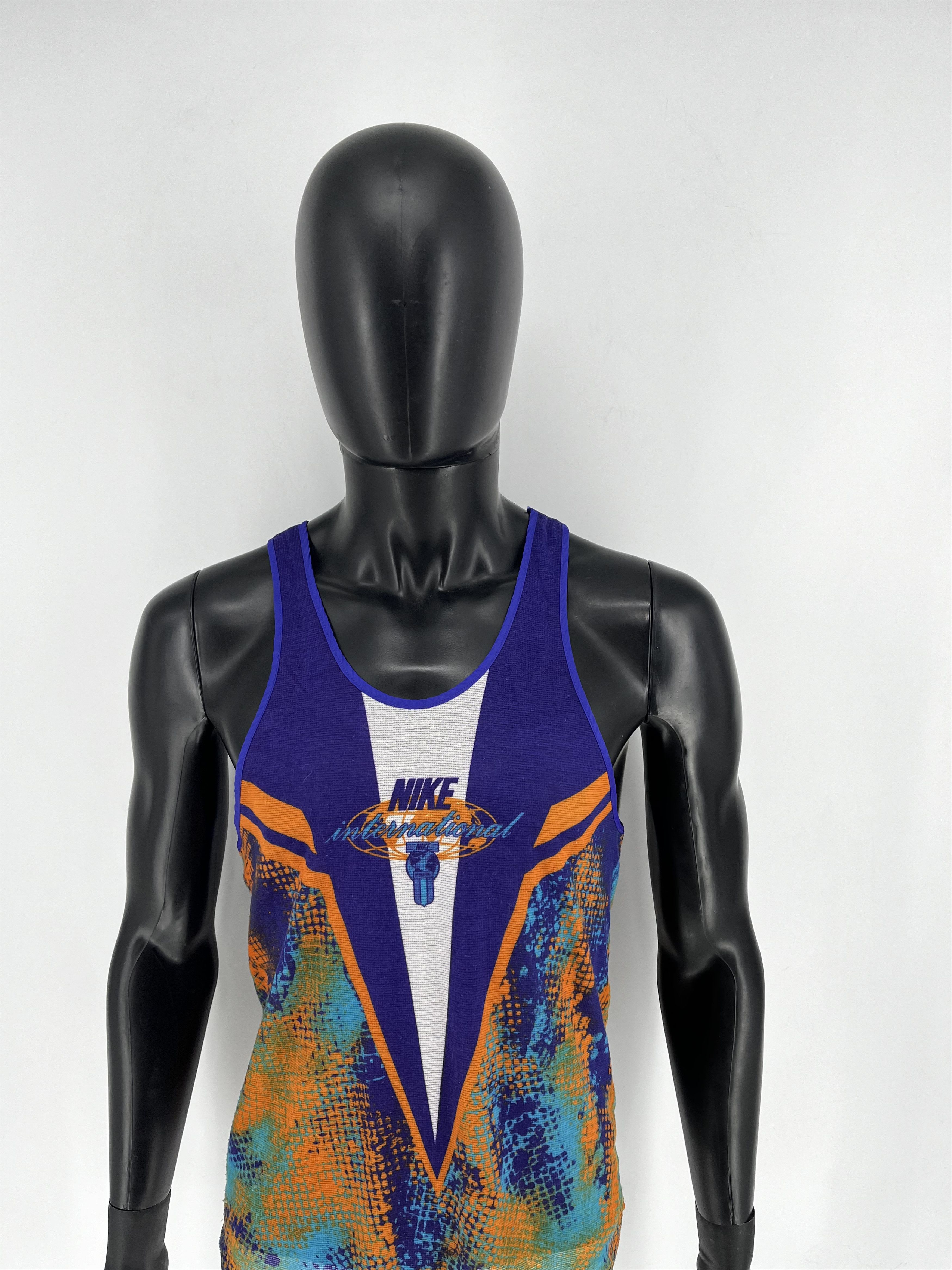 Nike × Vintage Nike International Men’s Running vest - Small. Vintage Size US S / EU 44-46 / 1 - 5 Thumbnail