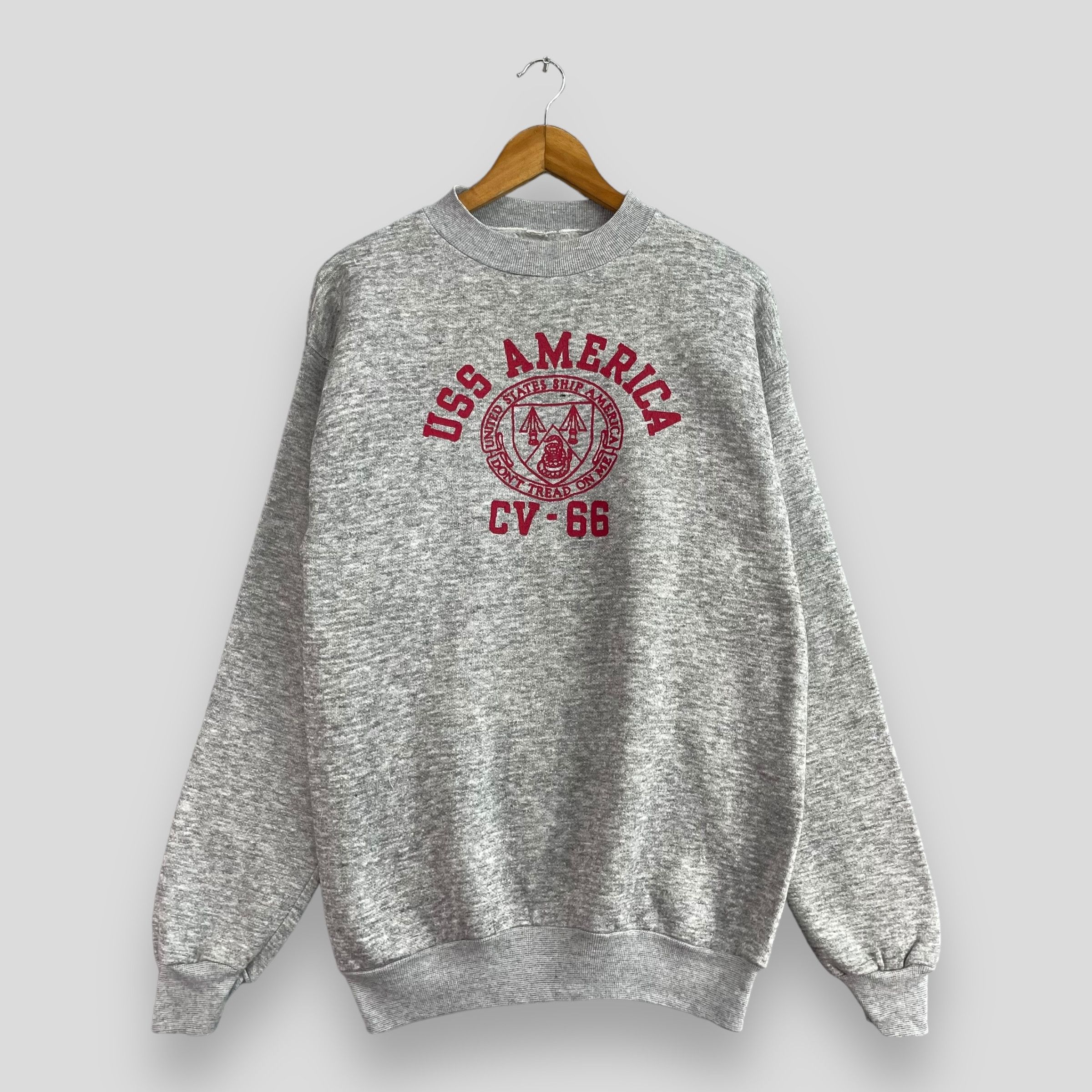 Vintage Vintage CV - 66 USS America Spellout Printed Sweatshirt Size US M / EU 48-50 / 2 - 1 Thumbnail