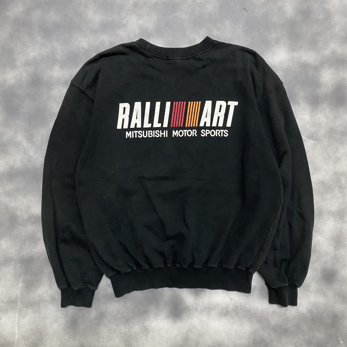 Japanese Brand × Vintage Vintage Ralliart Ralli Art Mitsubishi Motor Sport Sweatshirt Size US L / EU 52-54 / 3 - 1 Thumbnail