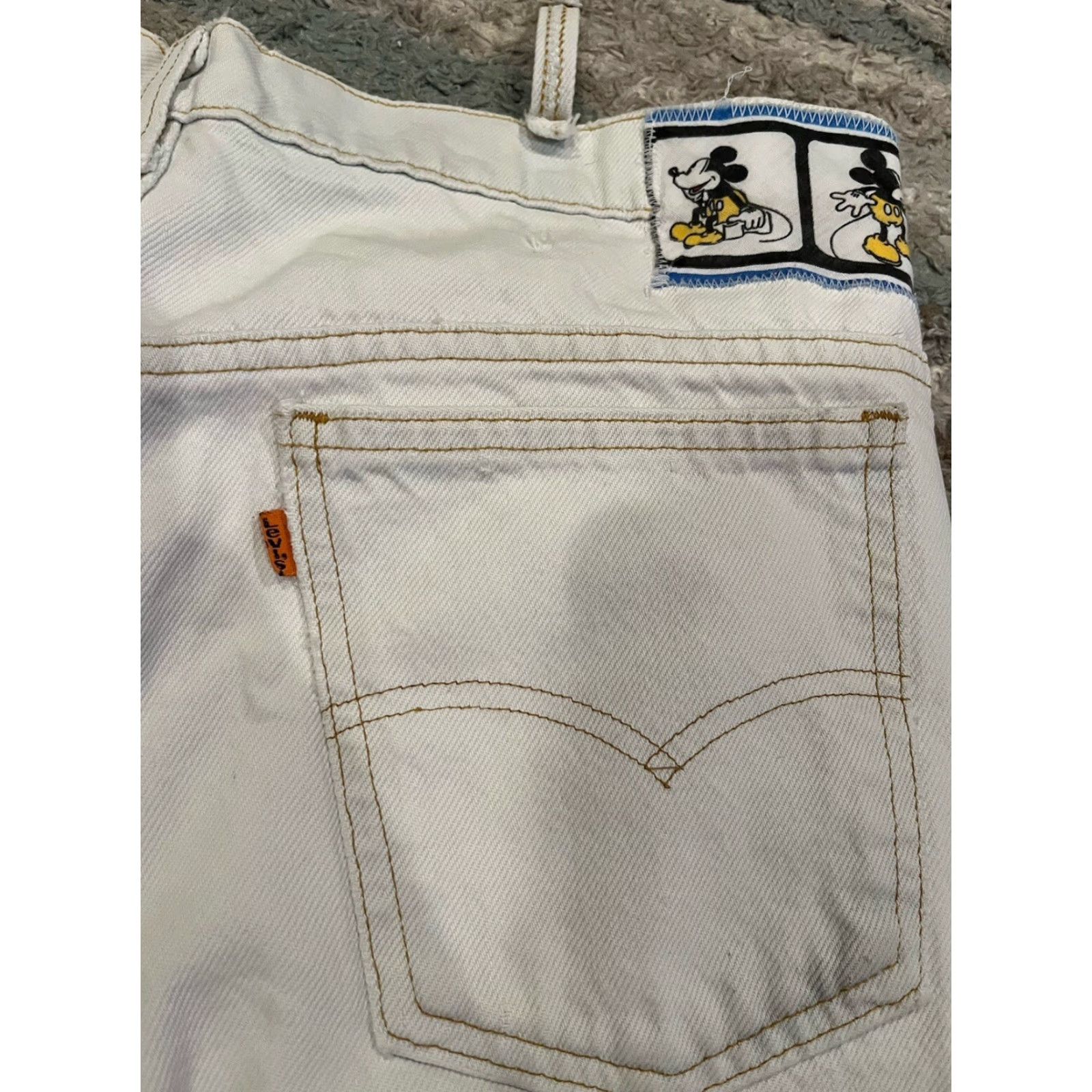 Levi's VINTAGE Levi's Disney Mickey Mouse White Distressed Jeans 8 Orange Tag So Cute VTG Jeans Size 30" / US 8 / IT 44 - 3 Thumbnail