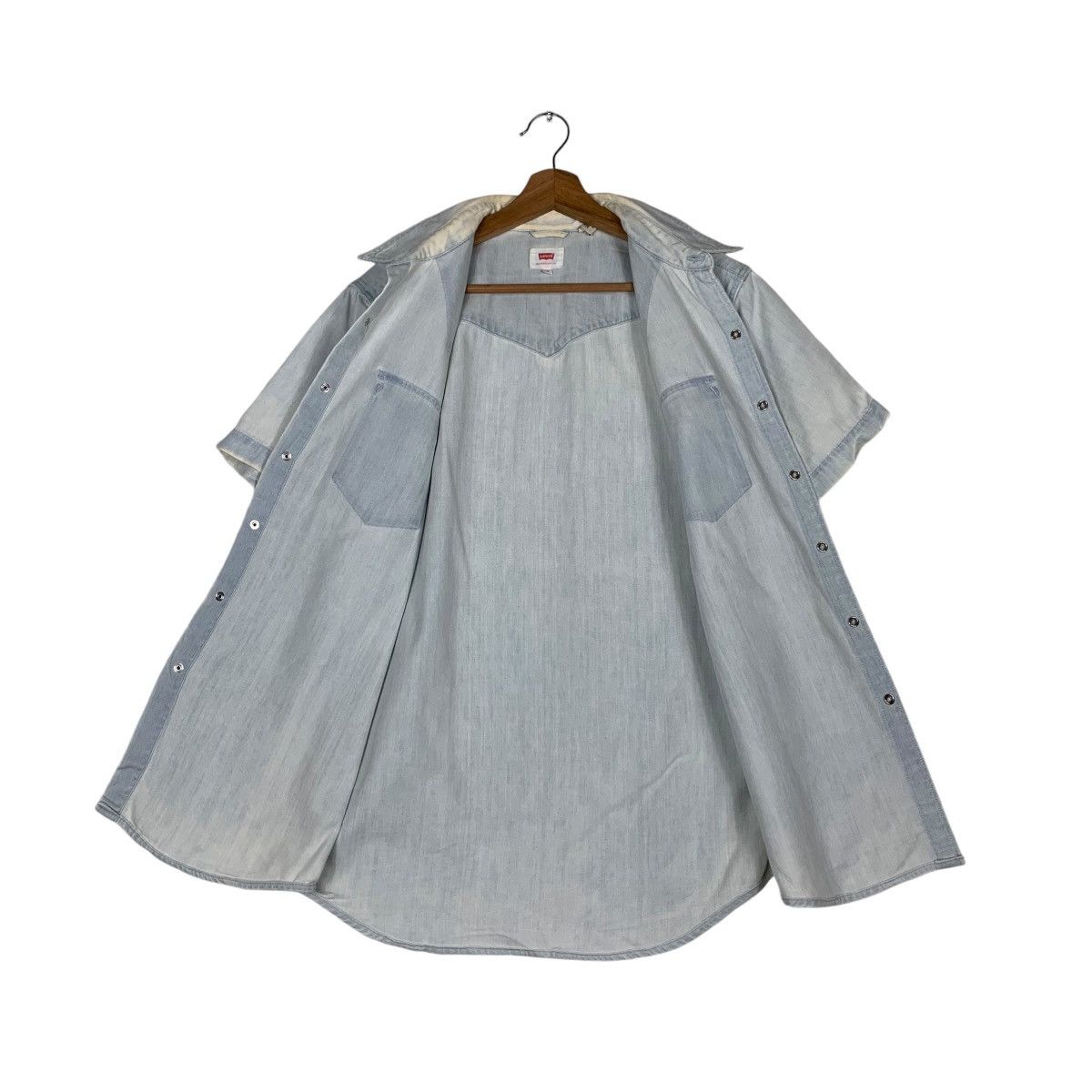 Levi's LEVI’S Blue Washed Chambray Work Shirt #1401-C63 Size US S / EU 44-46 / 1 - 11 Thumbnail