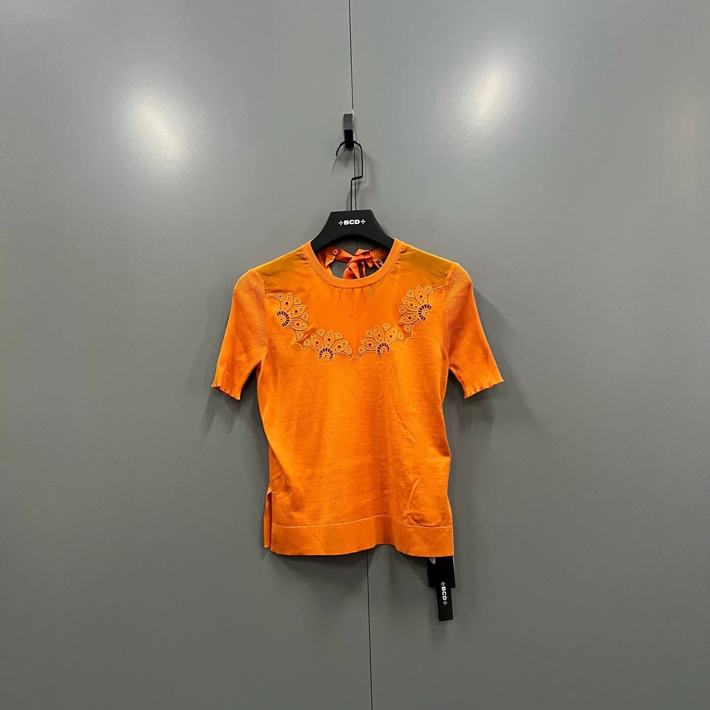 Fendi orange embroidered short sleeve sweater Size M / US 6-8 / IT 42-44 - 1 Thumbnail