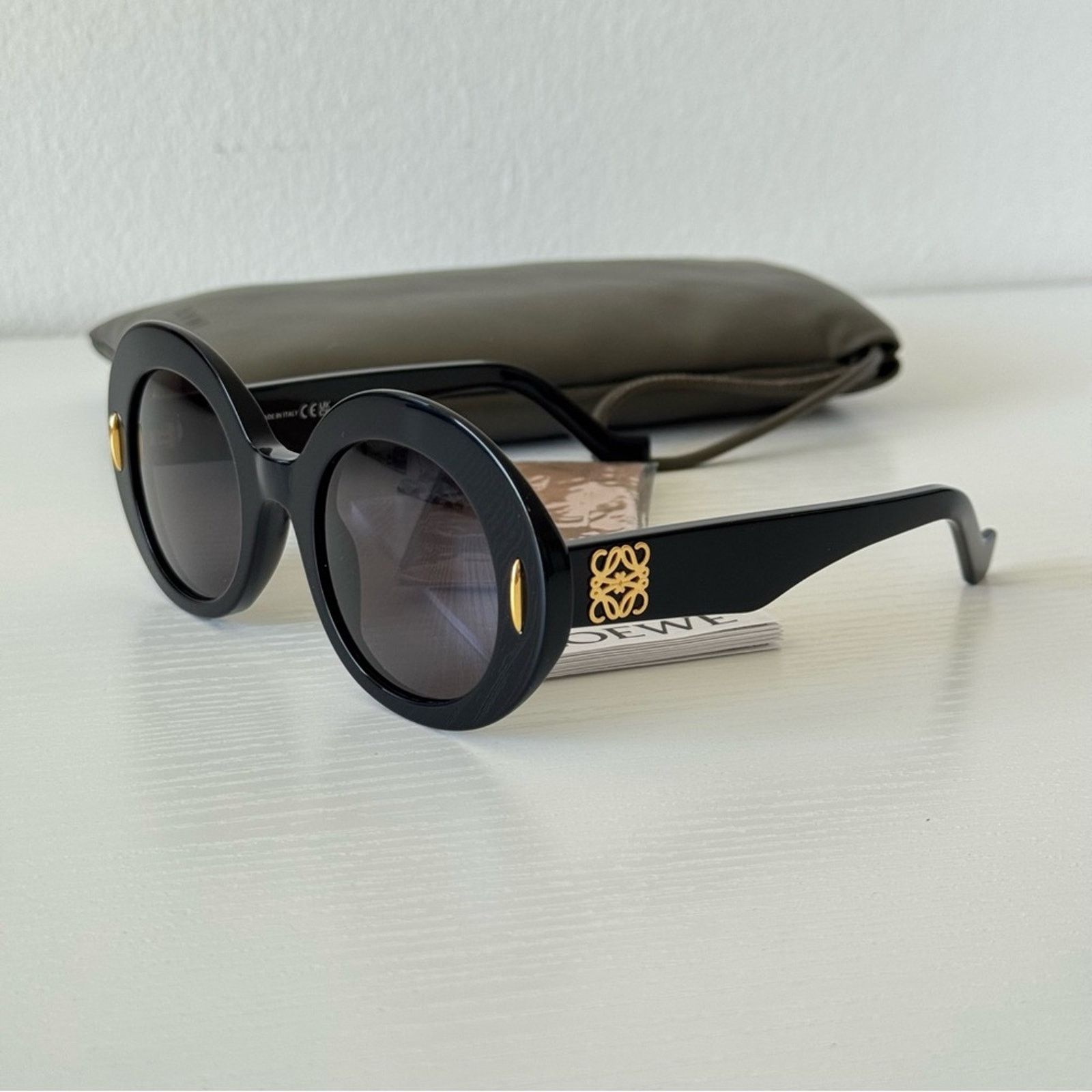 Loewe New! Loewe Black Round Sunglasses LW40146I 01A, Authentic Size ONE SIZE - 1 Thumbnail